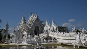Wat Rong Khun, Chang Rai | Luxury Thailand Holidays | The Ultimate Travel Company