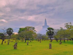 Cultural Triangle | Abhayawewa Road, Anuradhapura | Ultimate Travel Company