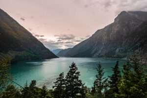 Seton Lake in Northern British Columbia | Luxury Canada Holidays | The Ultimate Travel Company