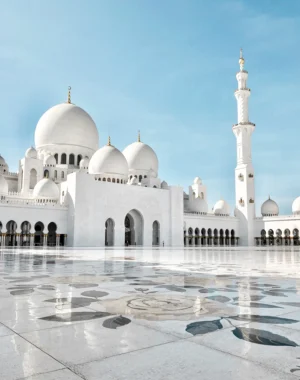 Abu Dhabi | Picturesque Mosque | Ultimate Travel Company