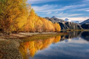 Autumn in Wanaka | New Zealand Holidays | The Ultimate Travel Company