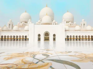 Abu Dhabi | Architecture | Ultimate Travel Company