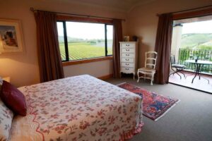 Breckenridge Lodge, Napier | New Zealand | Cozy's bedroom | The Ultimate Travel Company
