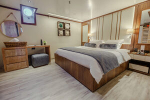 Evolution, Galapagos Islands | The Ultimate Travel Company