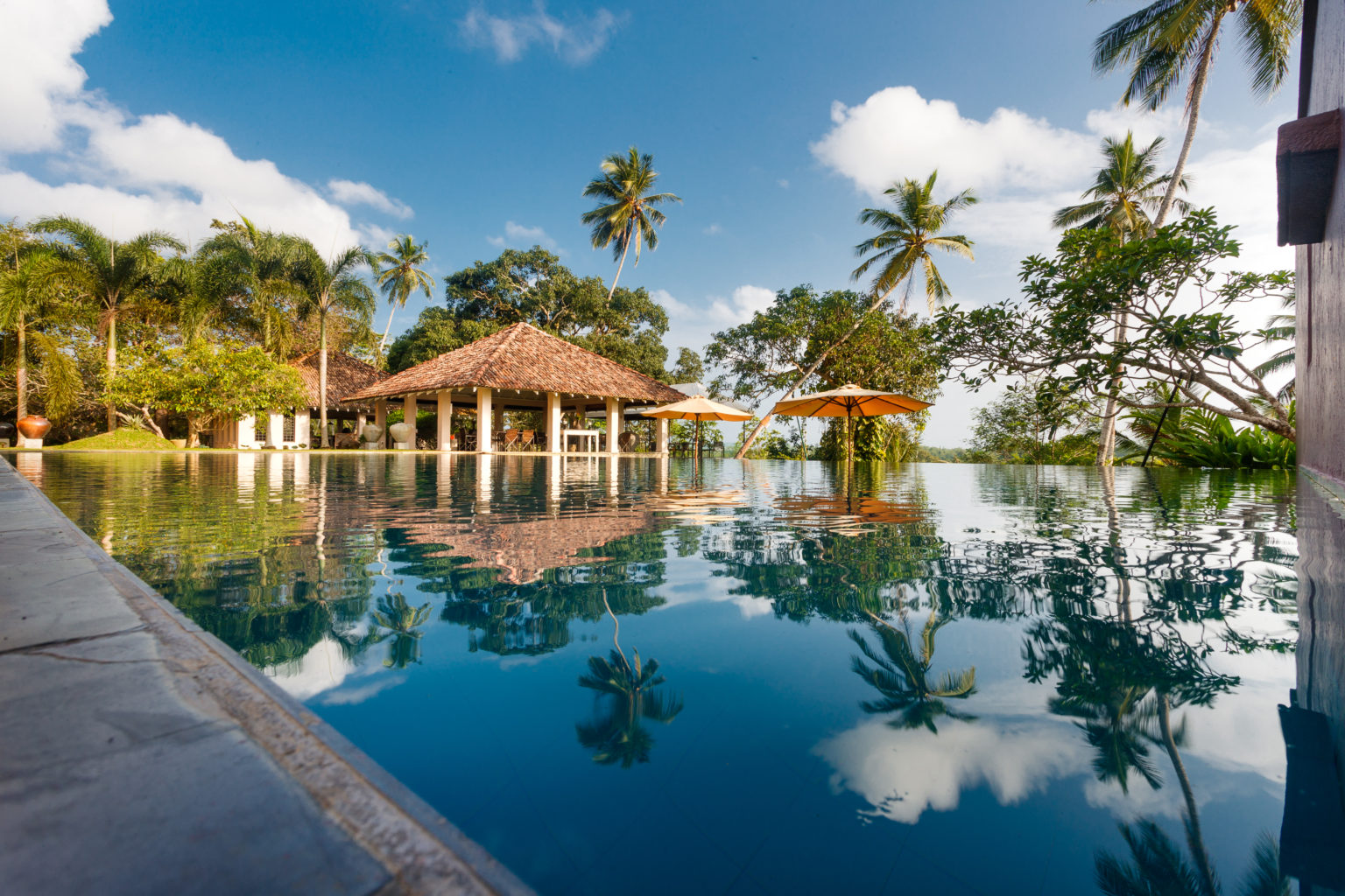 Exterior of Kahanda Kanda Galle | Sri Lanka Holidays | The Ultimate Travel Company