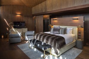 The Lindis, Ahuriri Valley |modern hotel’s bedroom | New Zealand | The Ultimate Travel Company