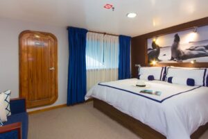 Ocean Spray, Galapagos Islands