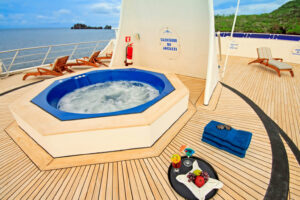 Ocean Spray, Galapagos Islands