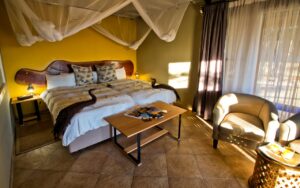 Safarihoek Lodge, Etosha Heights Private Reserve