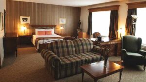 Auberge des 21, La Baie | Ultimate Travel Company