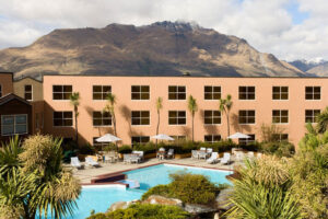 Mercure Queenstown Resort | The Ultimate Travel Company