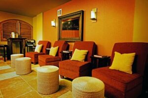 Caribou Lodge | Banff | Ultimate Travel Company