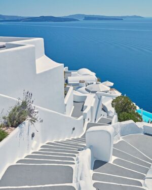 Katikies Hotel, Santorini | Ultimate Travel Company