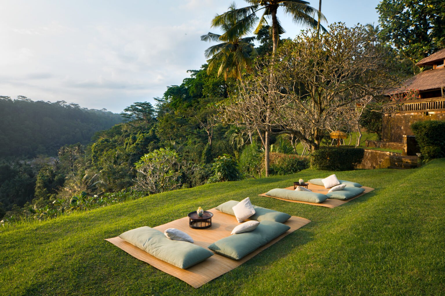 Amandari, Ubud | Indonesia | Sundowners | The Ultimate Travel Company
