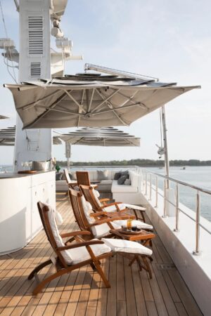 Aqua Blu | Luxury New Guinea Holidays | The Ultimate Travel Company