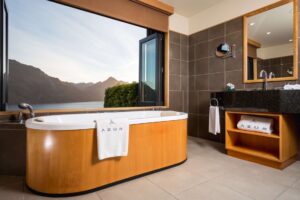 Azur Luxury Lodge | Queenstown | New Zealand | The Ultimate Travel Company