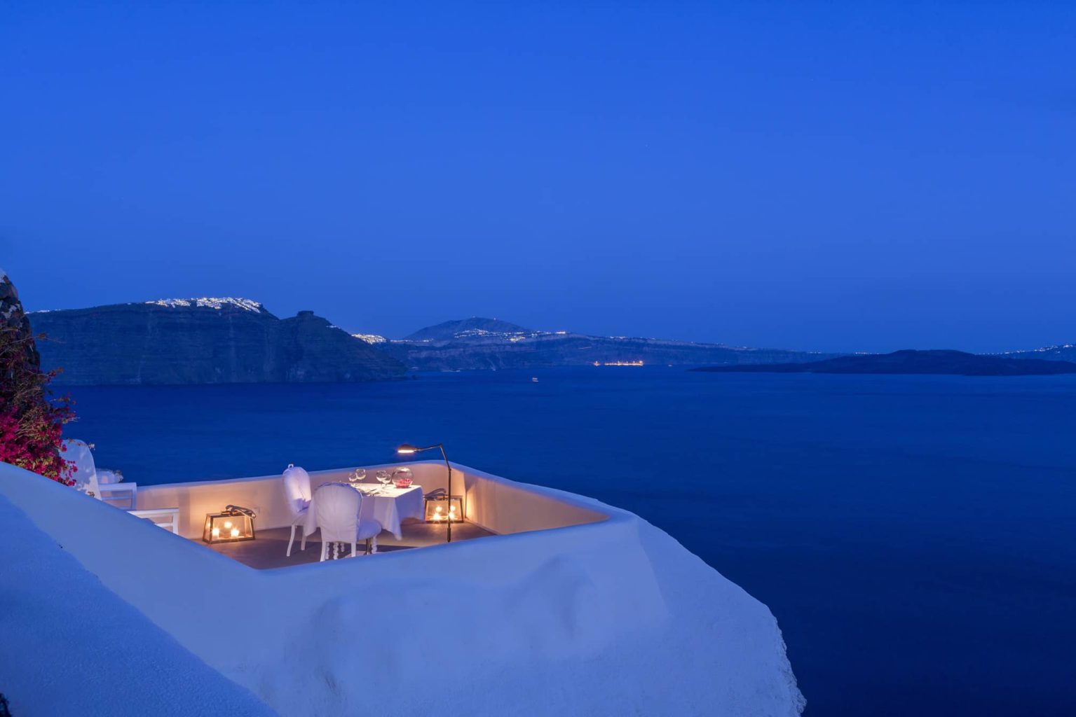 Canaves Oia, Santorini | Ultimate Travel Company