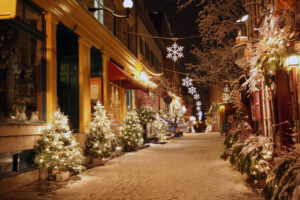 Quebec City Street in Christmas Time | Luxury Canada Holidays | The Ultimate Travel Company