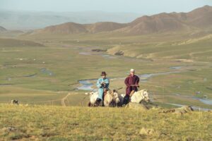 Genghis Khan Retreat | Mongolia | two persons are looking for something | The Ultimate Travel Company