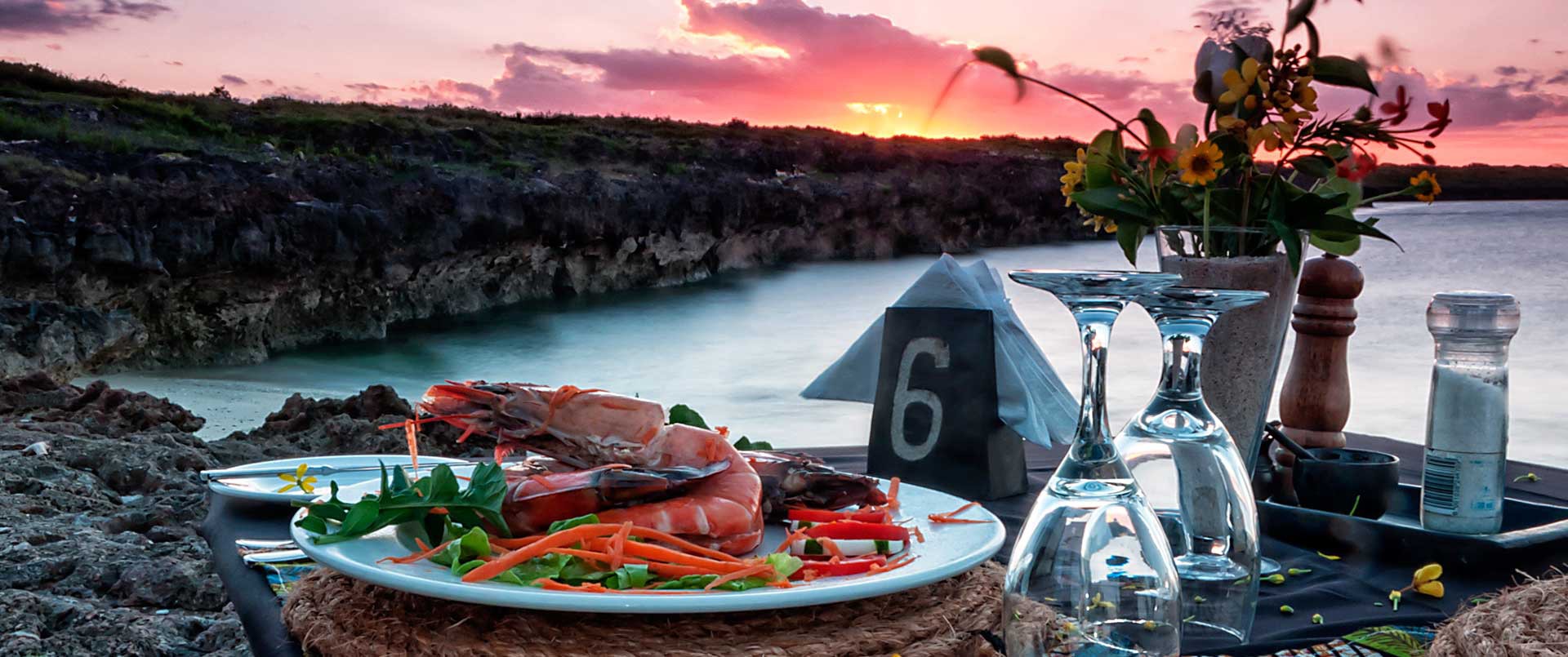 Nuarro Lodge, Nathana Bay| The Ultimate Travel Company