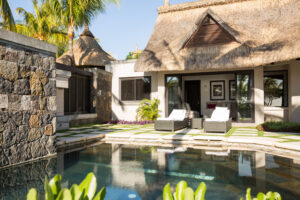 Lux* Belle Mare | Mauritius | living area | The Ultimate Travel Company