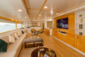 Sea Star Yacht, Cruises in the Galapagos | Ultimate Travel Co