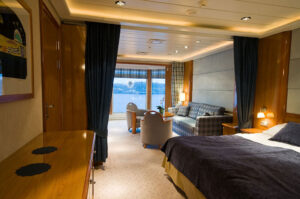 MS Midnatsol | Norway | Ultimate Travel Co