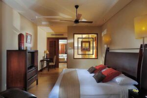 Paradis Beachcomber Golf Resort & Spa | Mauritius | bedroom | The Ultimate Travel Company