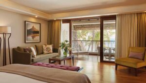 Royal Palm Beachcomber | Mauritius | the bedroom| The Ultimate Travel Company