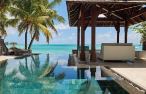 Royal Palm Beachcomber | Mauritius | the beach | The Ultimate Travel Company