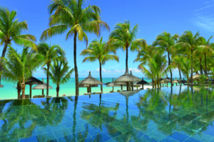 Royal Palm Beachcomber | Mauritius | the beach | The Ultimate Travel Company