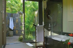 Trou Aux Biches Beachcomber Golf Resort & Spa | Mauritius | bathroom| The Ultimate Travel Company