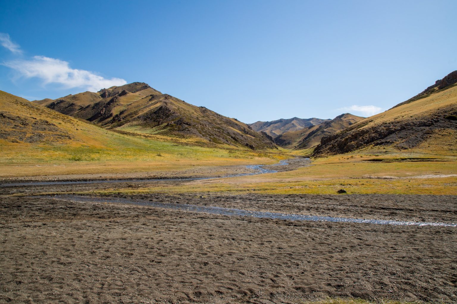 Yol Valley | Luxury Mongolia Holidays | The Ultimate Travel Company