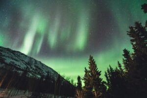 The Green Northern Lights in Yukon | Luxury Canada Holidays | The Ultimate Travel Company
