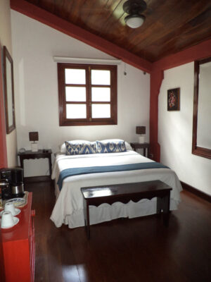 d-santos-nicaragua-bedroom4-768x1024