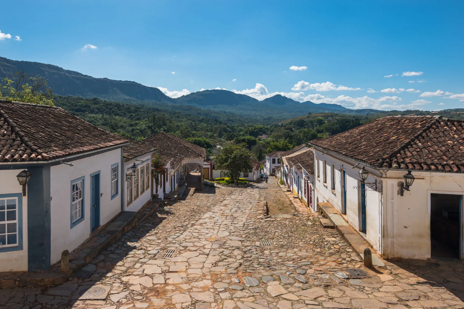 Cobbled Street Full of Brazilian Houses | Luxury Brazil Holidays | The Ultimate Travel Company