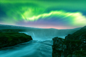 Northern Lights at Night | Luxury Iceland Holidays | The Ultimate Travel Company