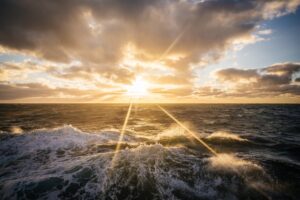 Sea Sunset | Antarctica Holidays | The Ultimate Travel Company