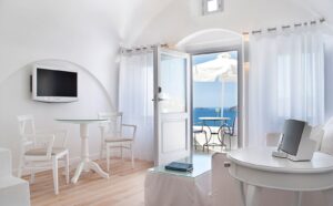 Katikies Garden | Ultimate Travel Company