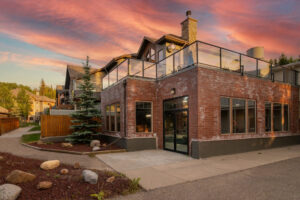 Elkwater Lake Lodge & Resort, Alberta | Ultimate Travel Co