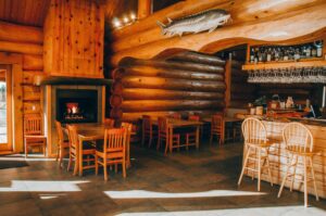 Fraser River Lodge, Agassiz | Canada | bar | The Ultimate Travel Company