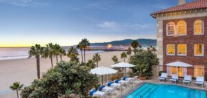 Hotel-Casa-del-Mar-beach