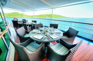 Paul-Gauguin-veranda