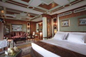 Sonesta St George I Royal-suite-1