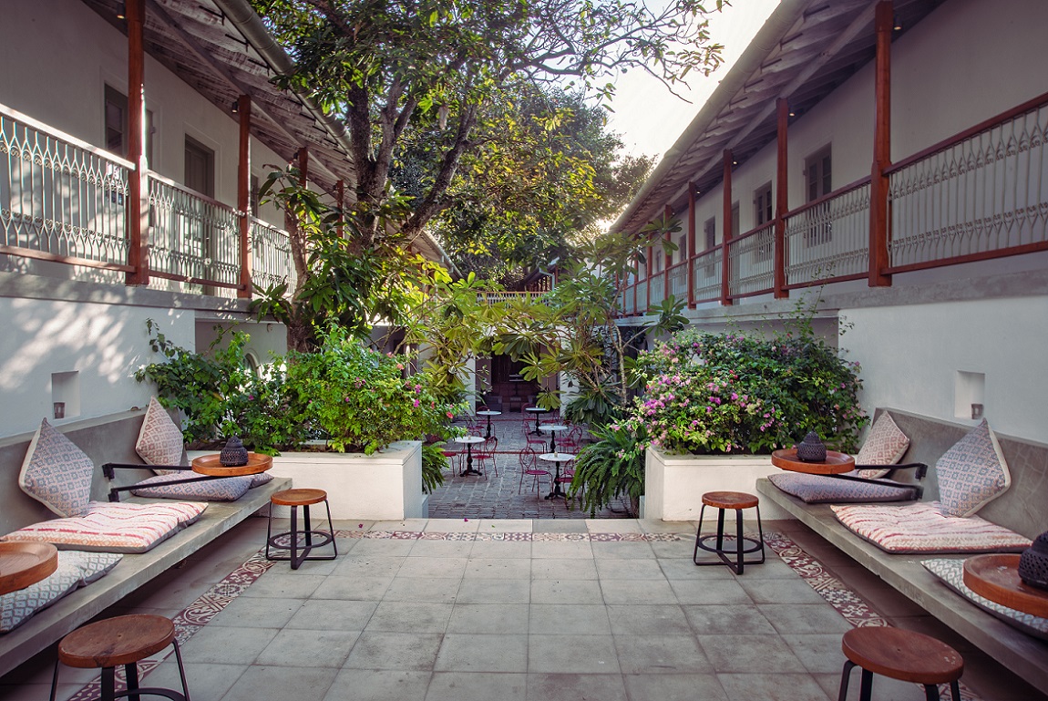 Courtyard at Fort Bazaar in Galle Fort | Sri Lanka Holidays | The Ultimate Travel Company