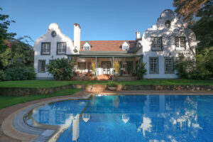 Karen Gables, Nairobi | Kenya | pool | The Ultimate Travel Company