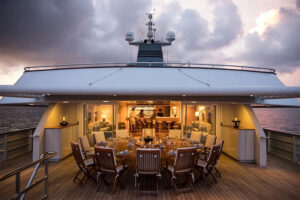 The Ultimate Travel Company | Aqua Blu Outdoor Dining