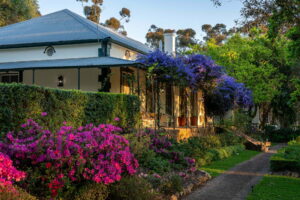 Front of Bartholomeus Klip | South Africa | The Ultimate Travel Company