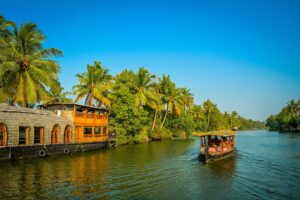 Boat Through Kerala Waterways | Luxury India Holidays | The Ultimate Travel Company