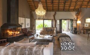 Lounge at Leopard Hills Lodge | South Africa | The Ultimate Travel Company